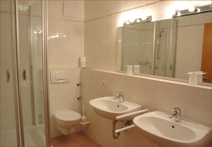Hôtel Gasthaus Gruner Baum à Werbach Chambre photo